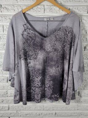 Cato Plus Size 26W 28W Blouse Gray Geometric V-Neck Batwing Sleeve Top GEO296E